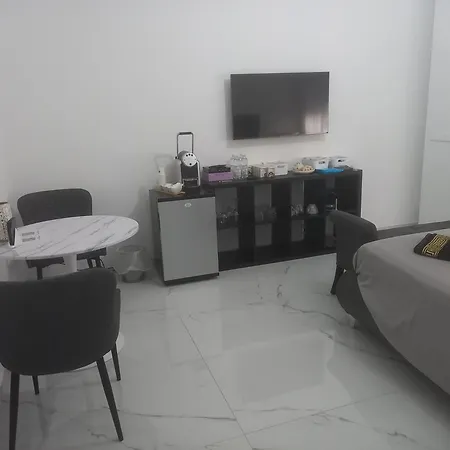 Beb La Perla فندق مبيت وإفطار